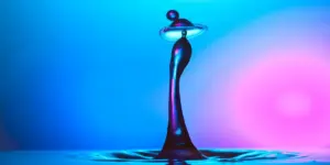 Representación abstracta que simboliza la fuerza y expansión de una propuesta musical