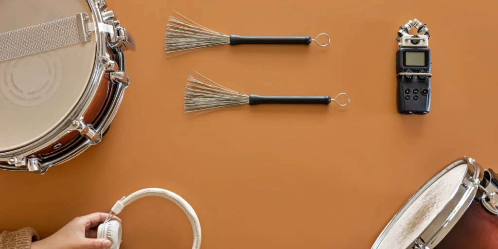 imagen que representa y simboliza merchandising musica y refuerza el concepto del contenido 🥁 Batería Virtual Online: 15 Simuladores Free