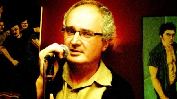 imagen que representa y simboliza critico musical y refuerza el concepto del contenido 🥽 Crítico Musical: Qué hace, habilidades y cómo ejercer